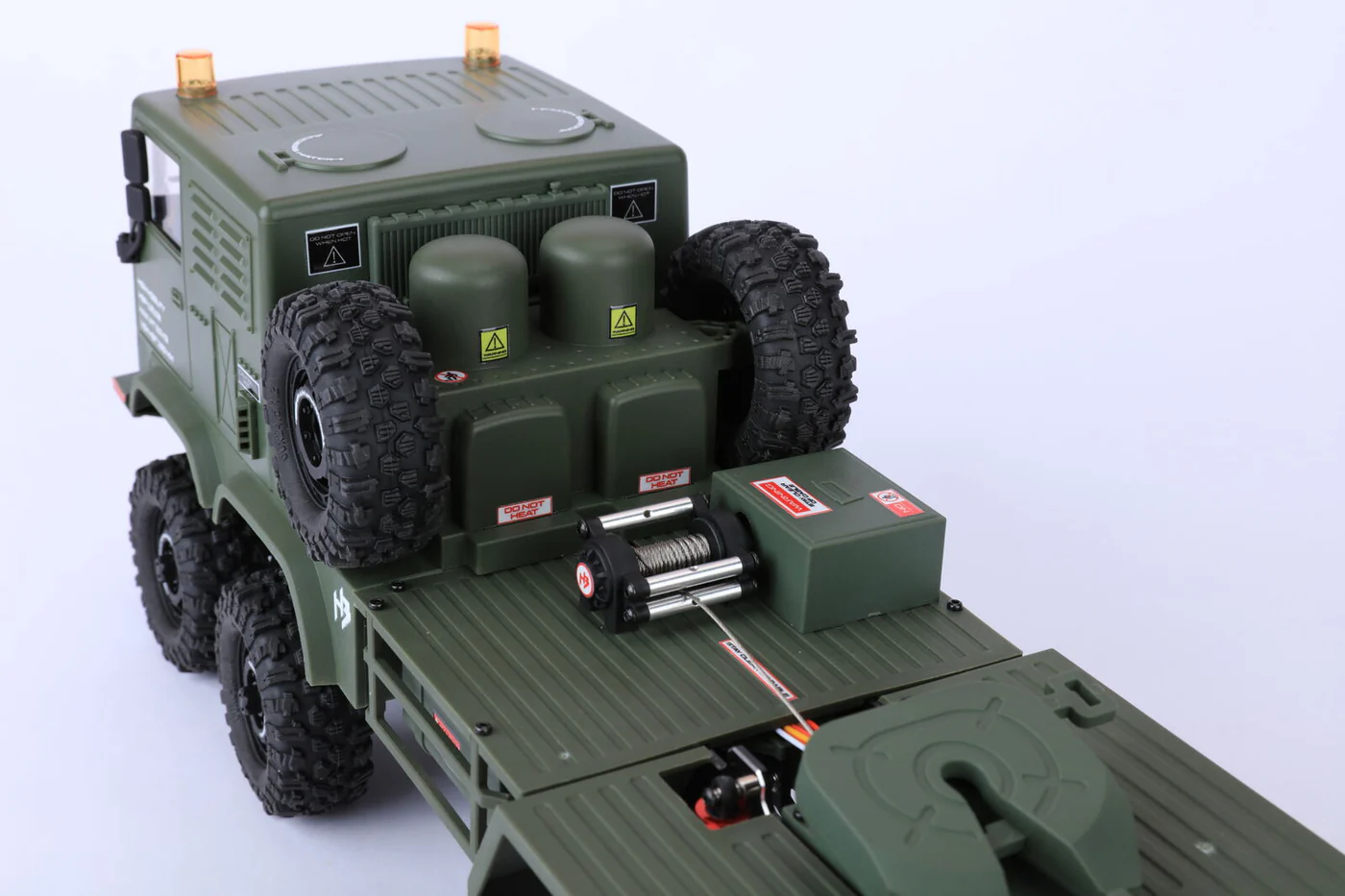 HobbyPlus CR-18P Terranaut 8X8 AWS 1/18 Scale RC Crawler - Image 2