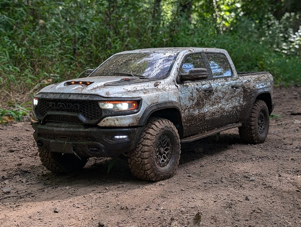 Traction Hobby Dodge RAM 1500 1/8 Scale Brushless - Image 2